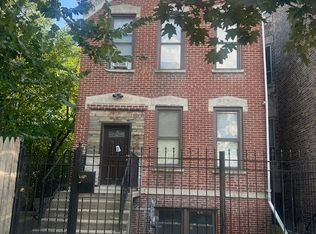 2829 W Polk St #1, Chicago, IL 60612