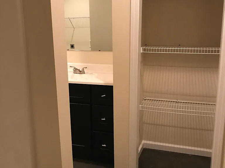 302 Gabreten Ln #B — Photo 12