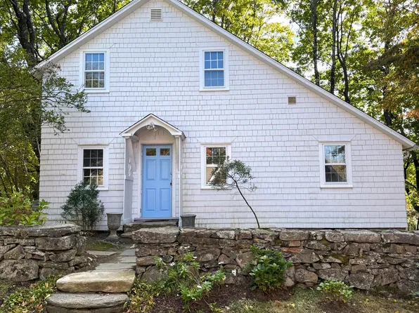 58-60 Langner Ln, Wilton, CT 06897