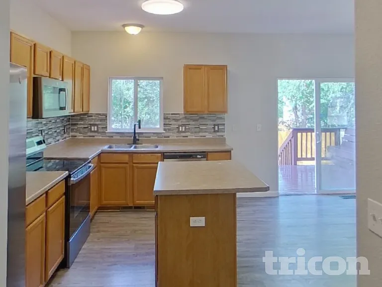 6530 Latah Ln — Photo 6