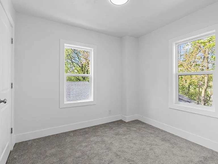 182 S Shore Dr — Photo 17