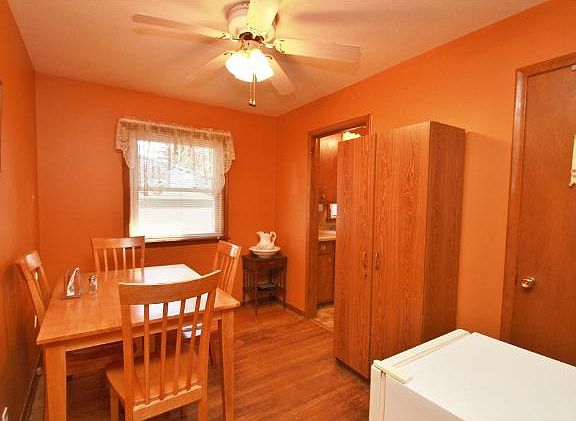 5th image of 301 106th Ln NE