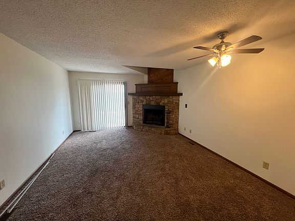 5th image of 8707 W Thurman St APT 3
