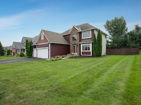 987 Parkview Ln, Victoria, MN 55386