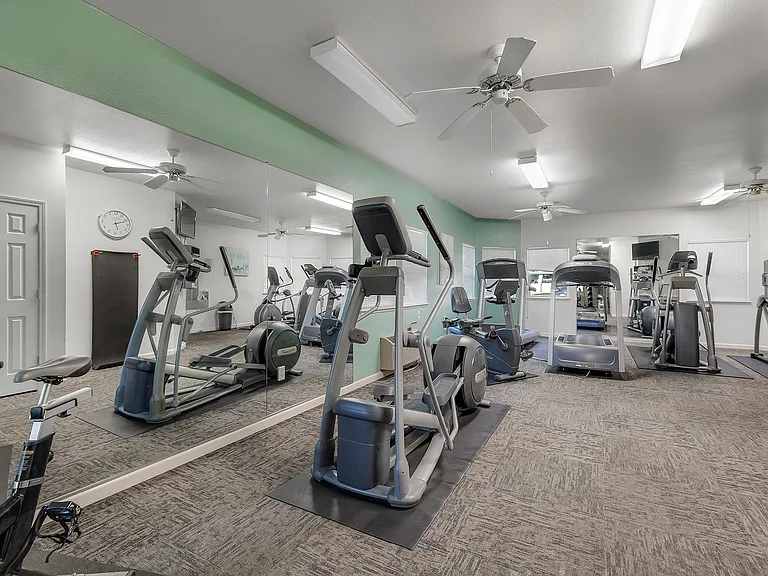 Mission Ranch Apartments — Photo 46