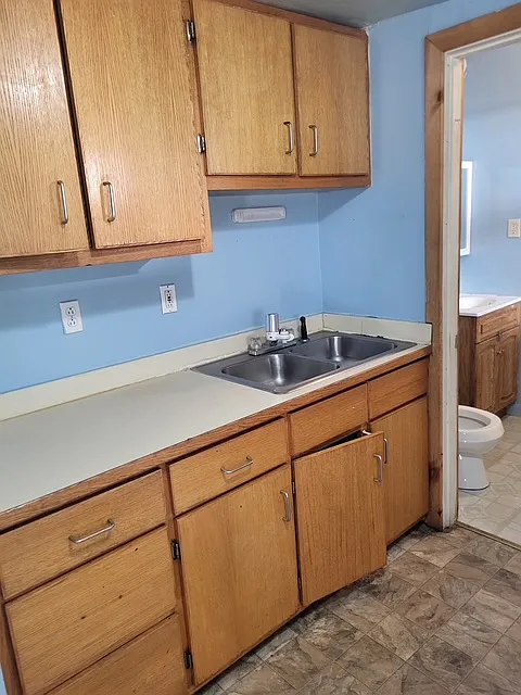 21 Pearl St — Photo 3