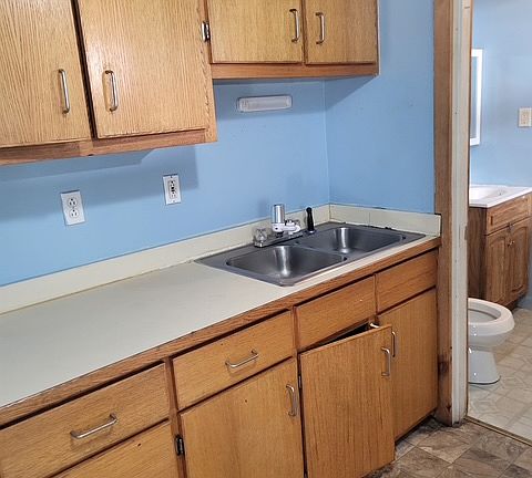 3rd image of 21 Pearl St #3