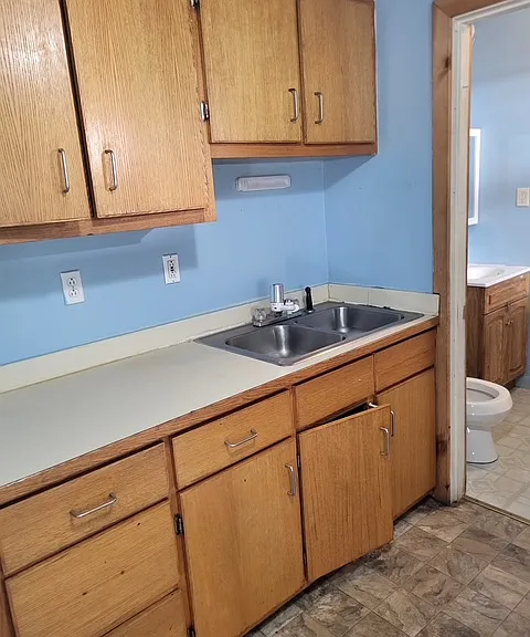 21 Pearl St #3 — Photo 5