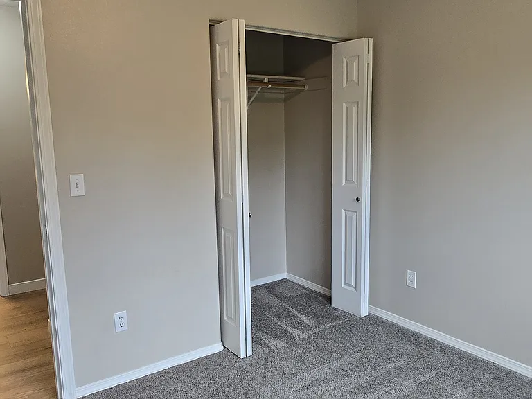 345 E Victor Cir #A — Photo 16
