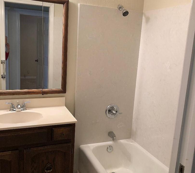 1st image of 388 N 33rd St