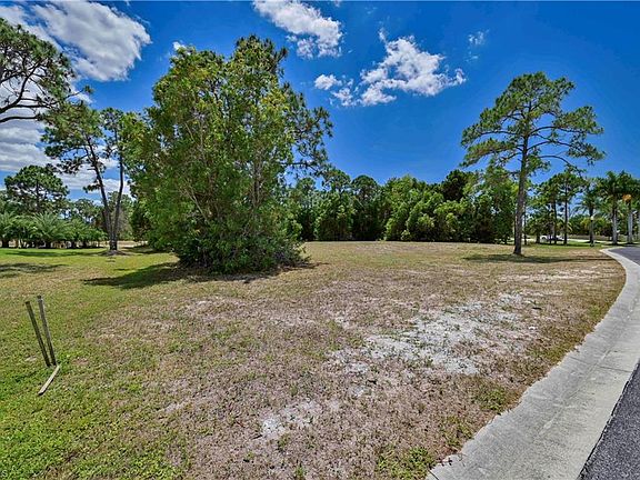 4th image of 3940 La Vida Way