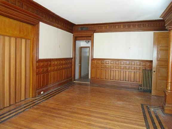 3rd image of 53 Richmond Ave APT A2