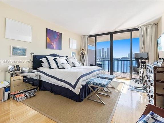 4th image of 1000 Venetian Way APT 606