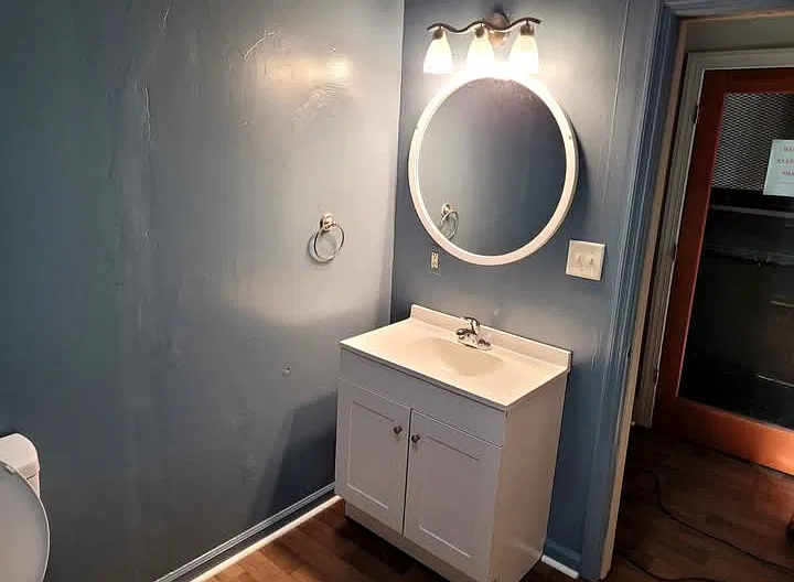 3 bed, 1.5 bath, 2800 sqft, $1,400 — Photo 4