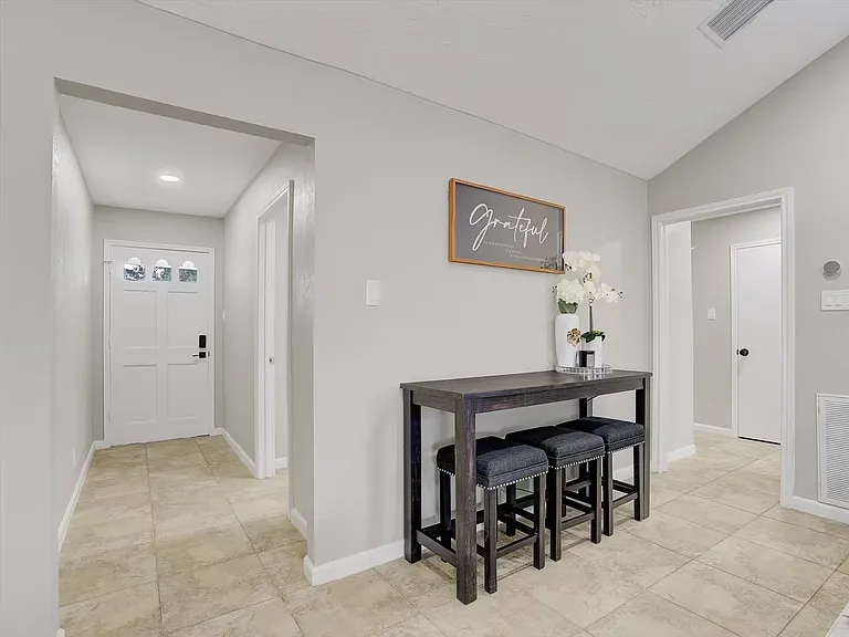 23919 Hunter Spring Cir — Photo 7
