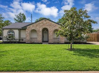 21807 Meadowhill Dr, Spring, TX 77388