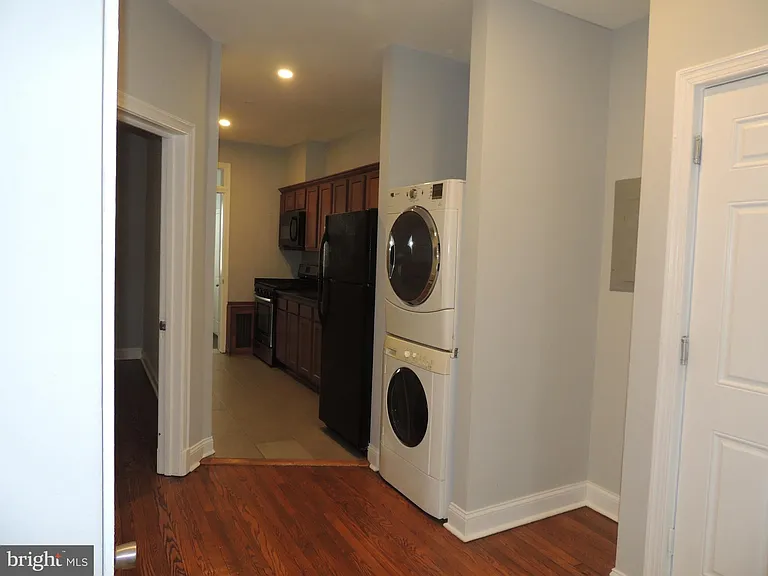 5020 2nd St NW #3 — Photo 4