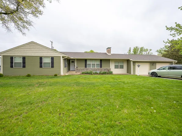 709 Shadowlawn Ave, Greencastle, IN 46135