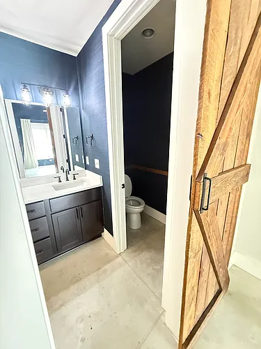 42 Keys Ferry St #204 Photo 1