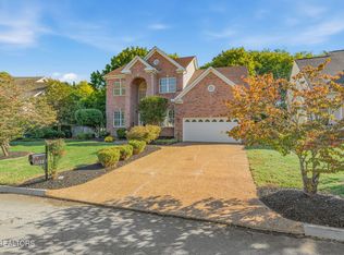 1130 Vale View Rd, Knoxville, TN 37922