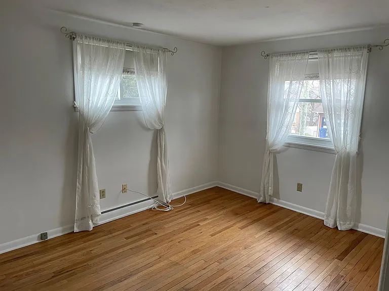 1716 Monterey Ct — Photo 11