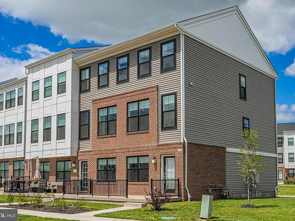 1st image of 115 Aaron Truehart Way