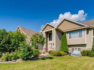 1439 Pioneer Circle, Saint Joseph Township, WI 54082
