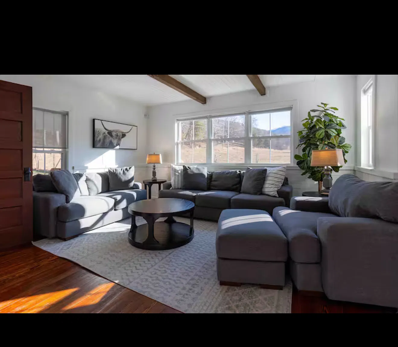 2 bed, $2,500 — Photo 4