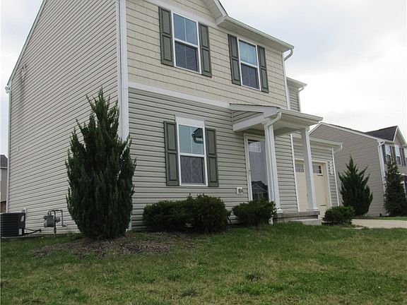 2nd image of 4465 Halle Cir NW