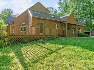 581 Rector Rd, Glenville, NY 12302