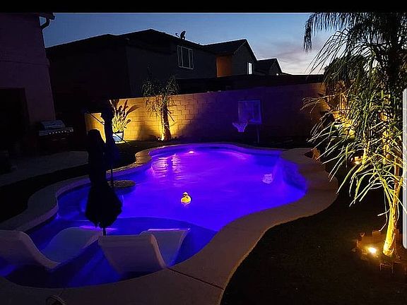 3rd image of 7862 W Rock Springs Dr