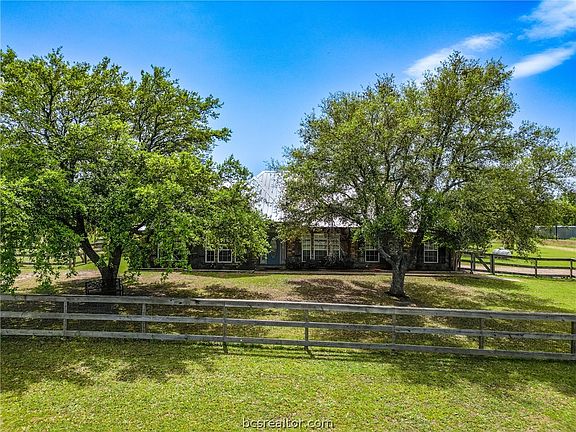 3rd image of 6650 County Road 128