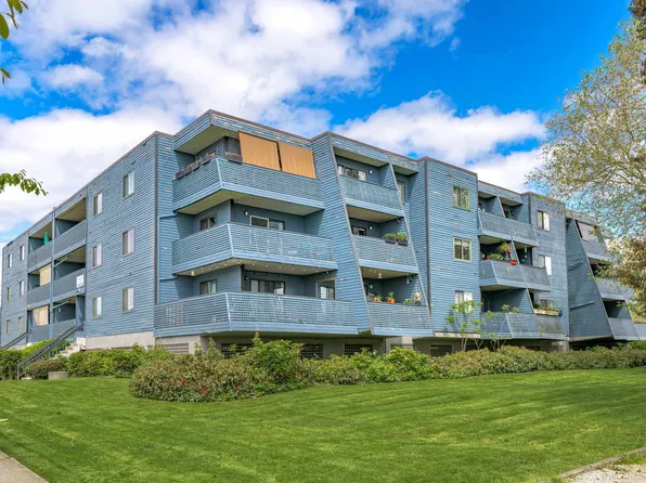 5906 176a St #214, Surrey, BC V3S 4H7