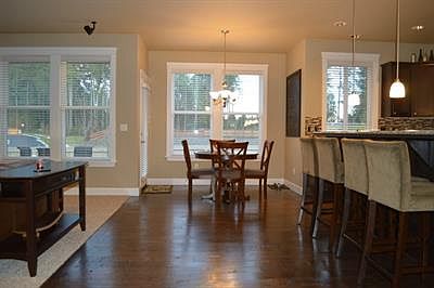 5th image of 4118 Jude Ct NE