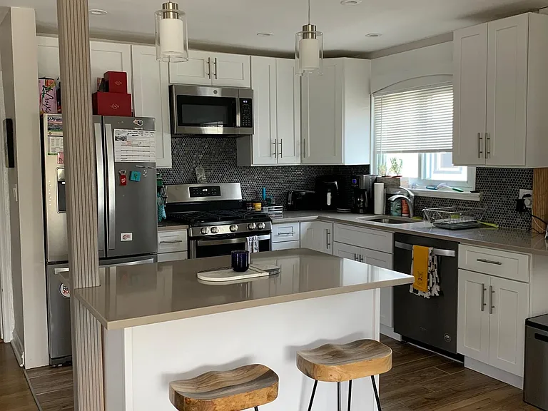 533 E Chester St #UPPER — Photo 13