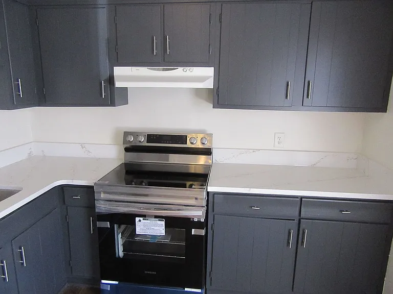 2814 N Panama Ave #6 — Photo 6