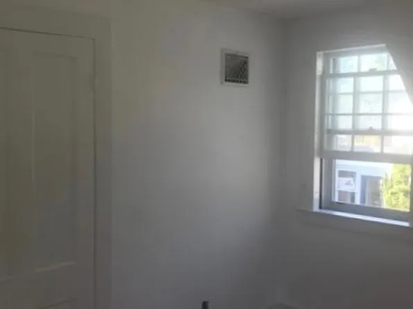 64 College St, Montpelier, VT 05602