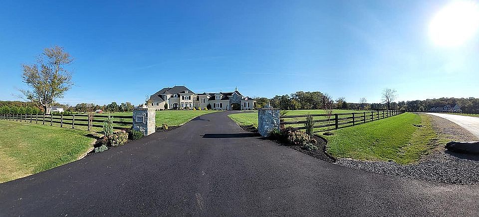 1st image of 11801 Belmont Farm Ln