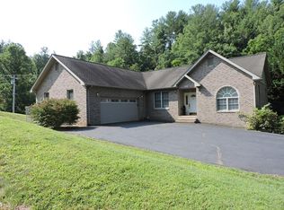 459 Duck Branch Rd, Bakersville, NC 28705