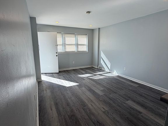 4th image of 8124 Ditman St Floor 1
