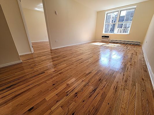 4th image of 31-17 30th St #1A