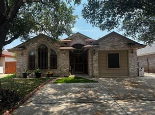 10203 Center Rd, Laredo, TX 78045