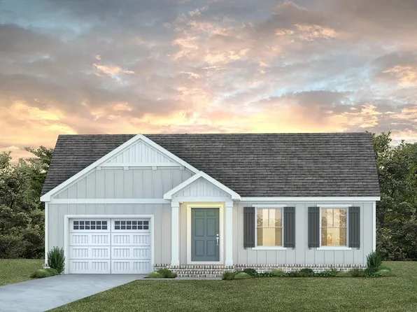 141 Chinaberry St, Pine Mountain, GA 31822