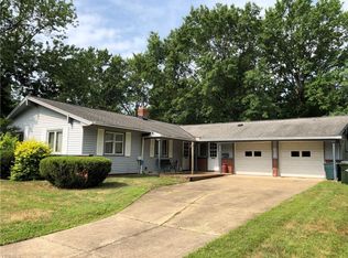 518 Wildbrook Dr, Bay Village, OH