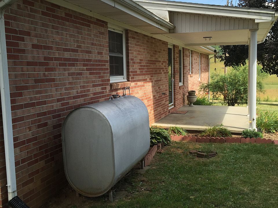 2nd image of 103 Archer Rd