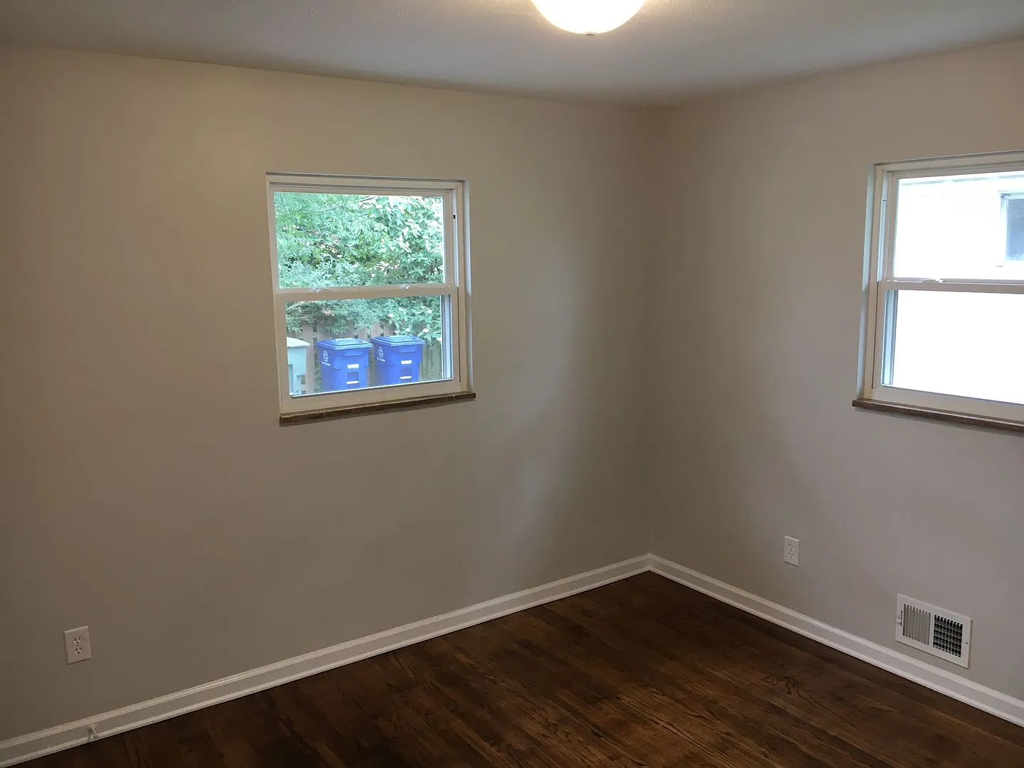 2 bed, 770 sqft, $1,395 — Photo 2