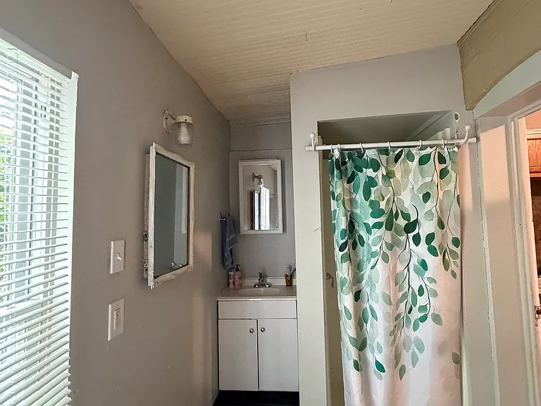 1037 Mechanic St #1 — Photo 6