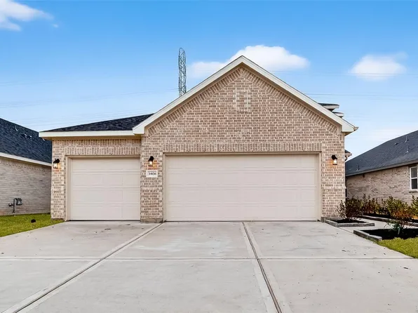 2107 Spring Hollow Dr, Baytown, TX 77521