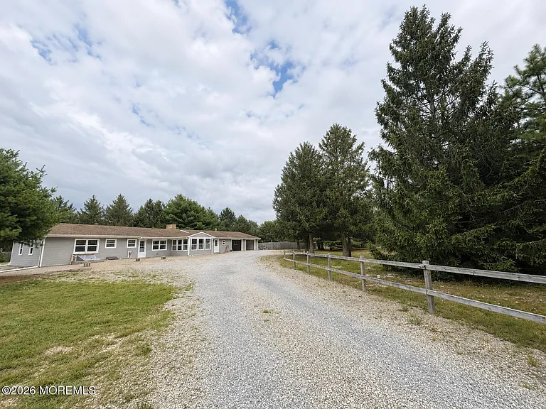 99 Old Halfway Rd — Photo 20