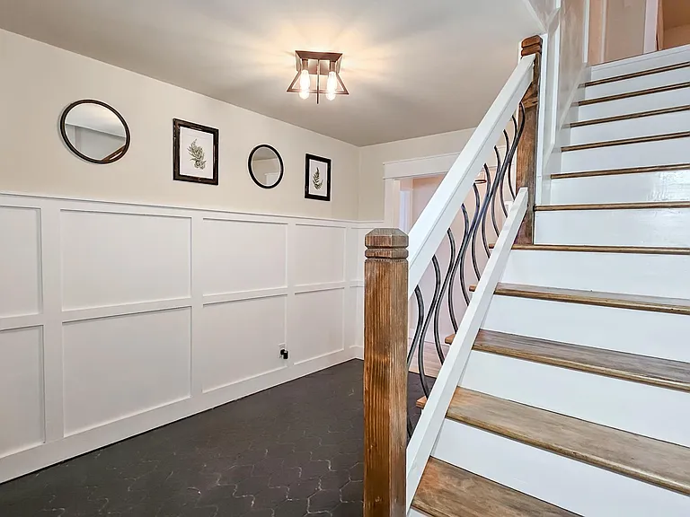 4033 Lucerne Dr SE — Photo 4
